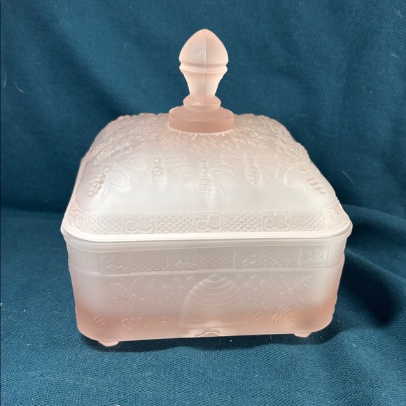 Indiana Glass Pink Frosted Trinket Box - Picture 7 of 8